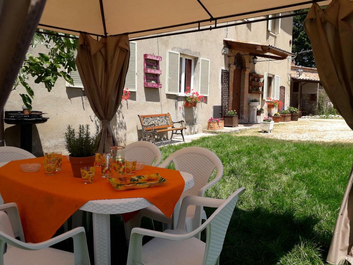 Alle Preci Country House Santa Restituta Exterior foto